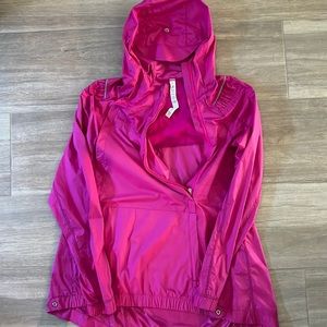 Lulu lemon, hot pink, light weight, pullover, front pocket, hood size 6